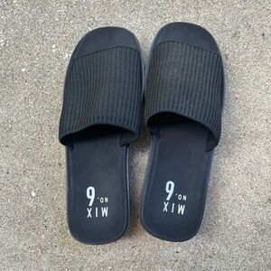 Mix No. 6 Ribbed Black Slides